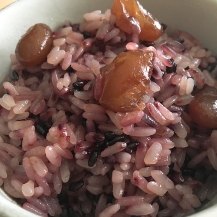 簡単炊飯器で☆食紅を使わない甘〜い赤飯